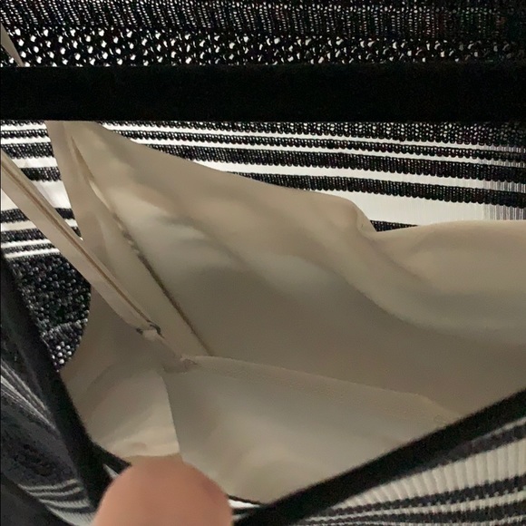 Beautiful Derek Lam long sleeve fitted dress - Picture 5 of 6